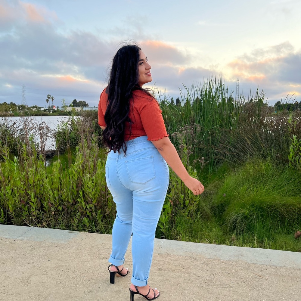 PLUS SIZE recycled light blue jeans